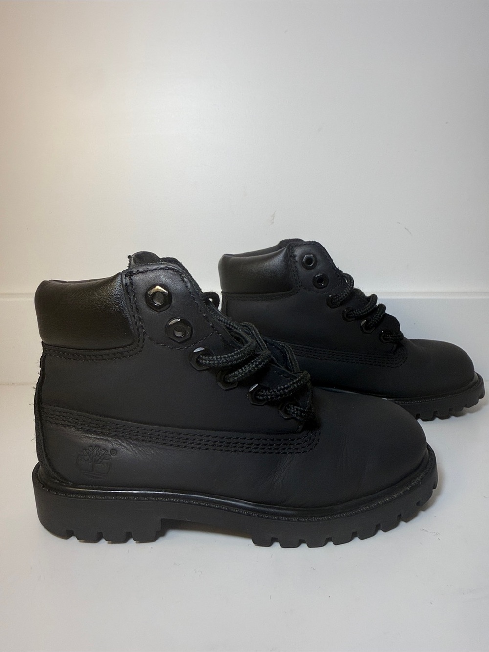 Timberland 6-Inch Premium "Black Nubuck" Toddler Kids' Boot - Size 11